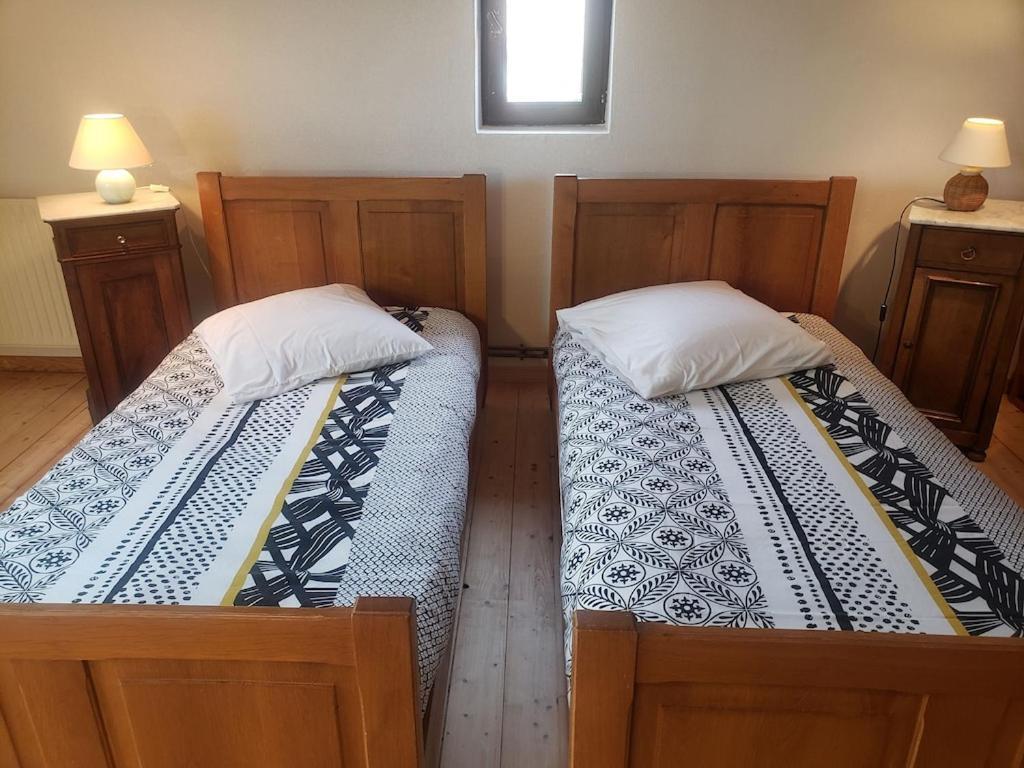 GITE AU PETIT RUISSEAU-Etage et combles-maison alsacienne 4 personnes 3 nuitées minimum Langensoultzbach Exterior foto